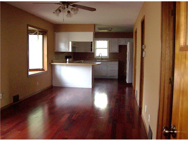 214 7th Ave NEAberdeen, SD, 57401Brown County