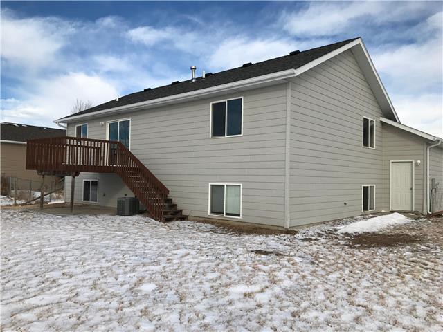 319 Freude LnBox Elder, SD, 57719Pennington County