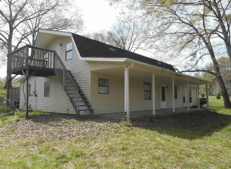 180 Gardner RdBon Aqua, TN, 37025Dickson County