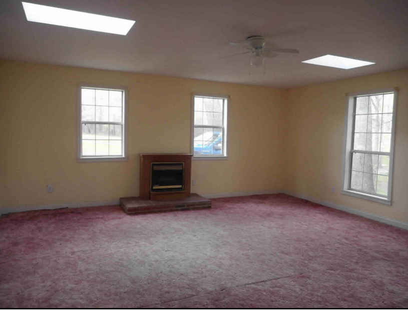 180 Gardner RdBon Aqua, TN, 37025Dickson County