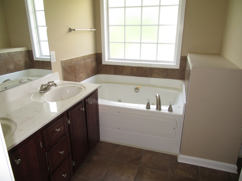 1337 Mutual DriveClarksville, TN, 37042Montgomery County