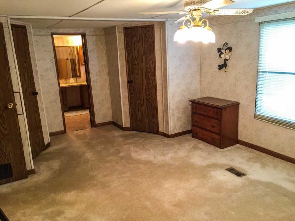 Hillview Acres 1229 Old Dickerson PikeGoodlettsville, TN 37072
