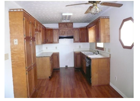 1544 Bluff Springs RdMc Minnville, TN, 37110Warren County