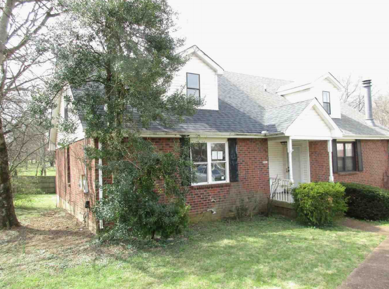 105 Nelson Court WestMadison, TN, 37115Davidson County