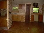 908 ELLIS DR SE
