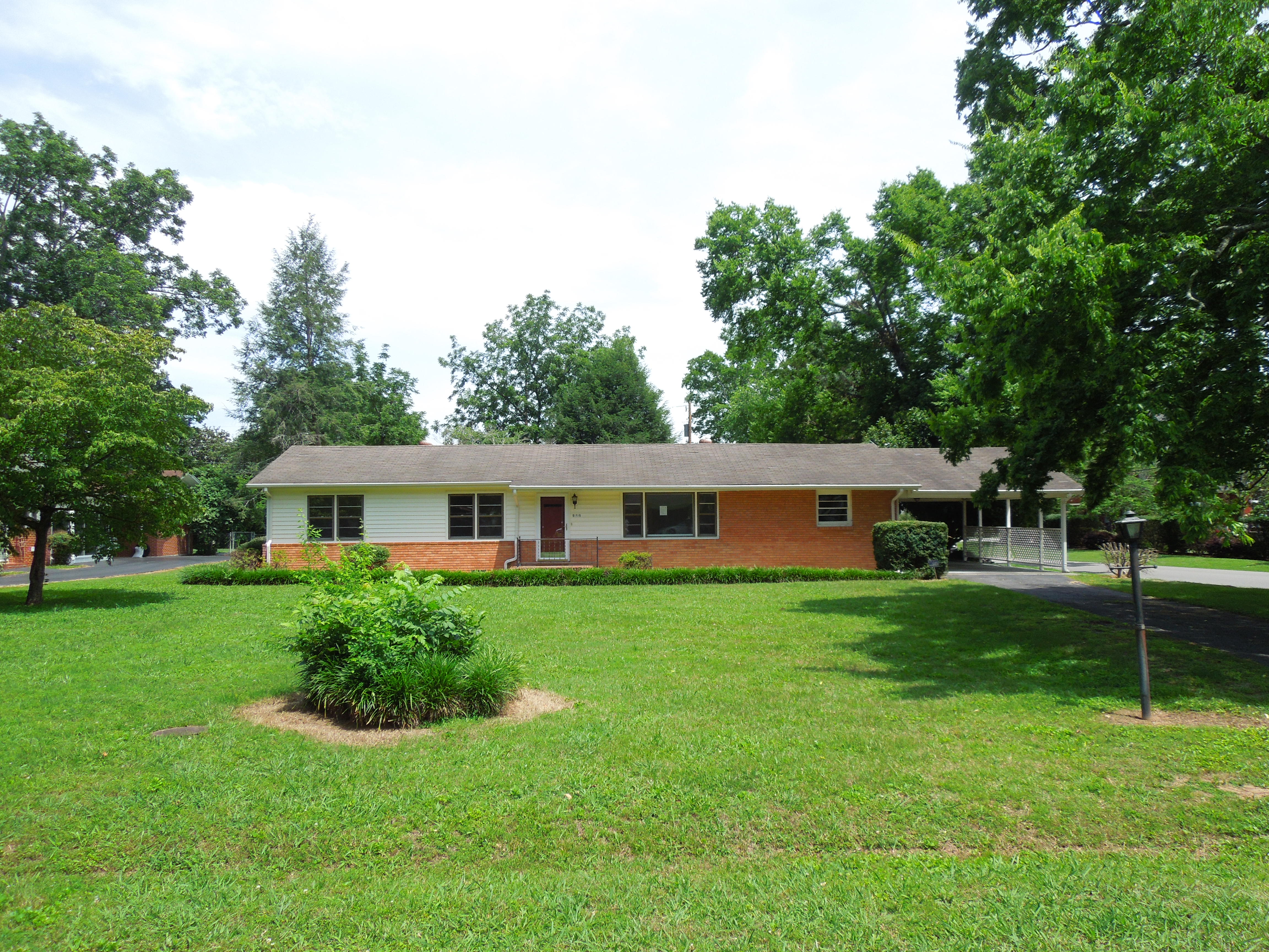 900 Highland AveJasper, TN, 37347Marion County