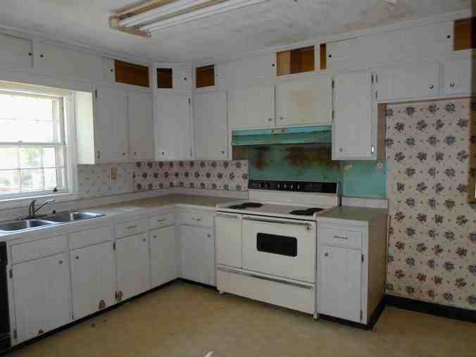 3439 Alta Vista DrChattanooga, TN, 37411Hamilton County