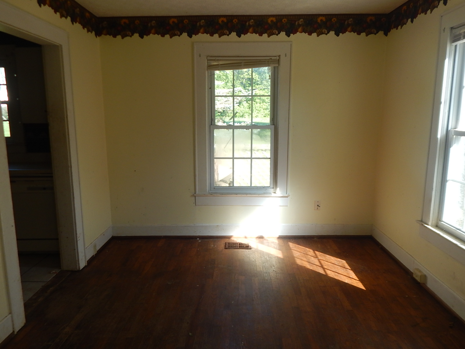 1102 Milligan HwyJohnson City, TN, 37601Washington County