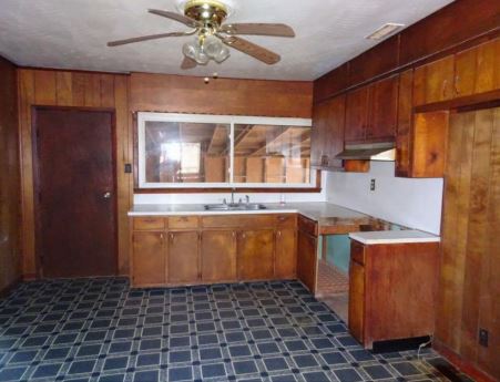 1308 Goshen Valley RdChurch Hill, TN, 37642Hawkins County