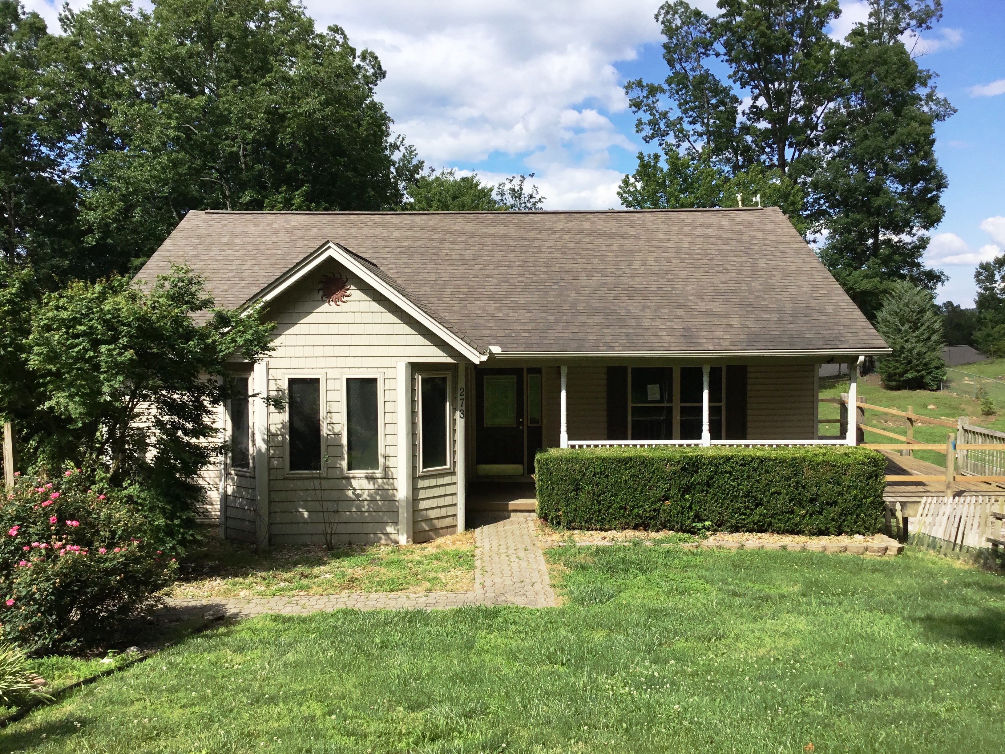273 Cove CirCaryville, TN, 37714Campbell County