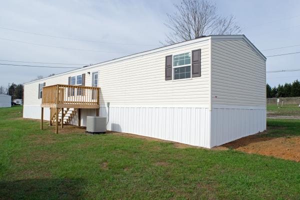 Bloomfield Hills 177 Brookfield DriveClinton, TN 37716