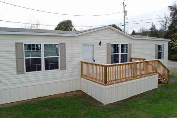 Bloomfield Hills 512 John's Creek Dr.Clinton, TN 37716