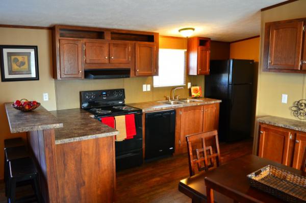 Bloomfield Hills 118 Brookfield Dr.Clinton, TN 37716