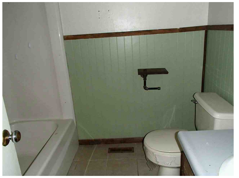 208 Holbrook SubdivisionClinton, TN, 37716Anderson County