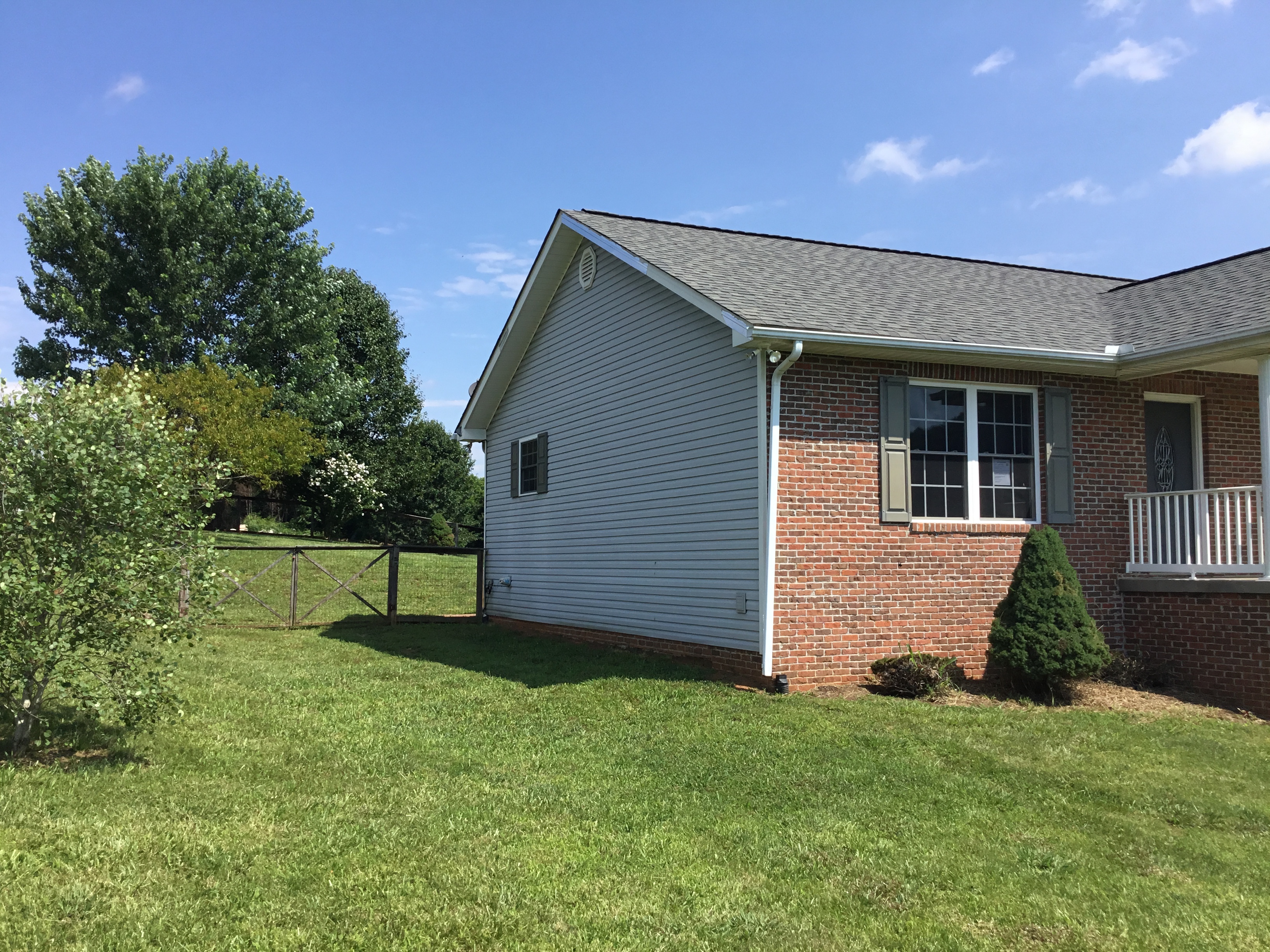 475 Laurel RdClinton, TN, 37716Anderson County