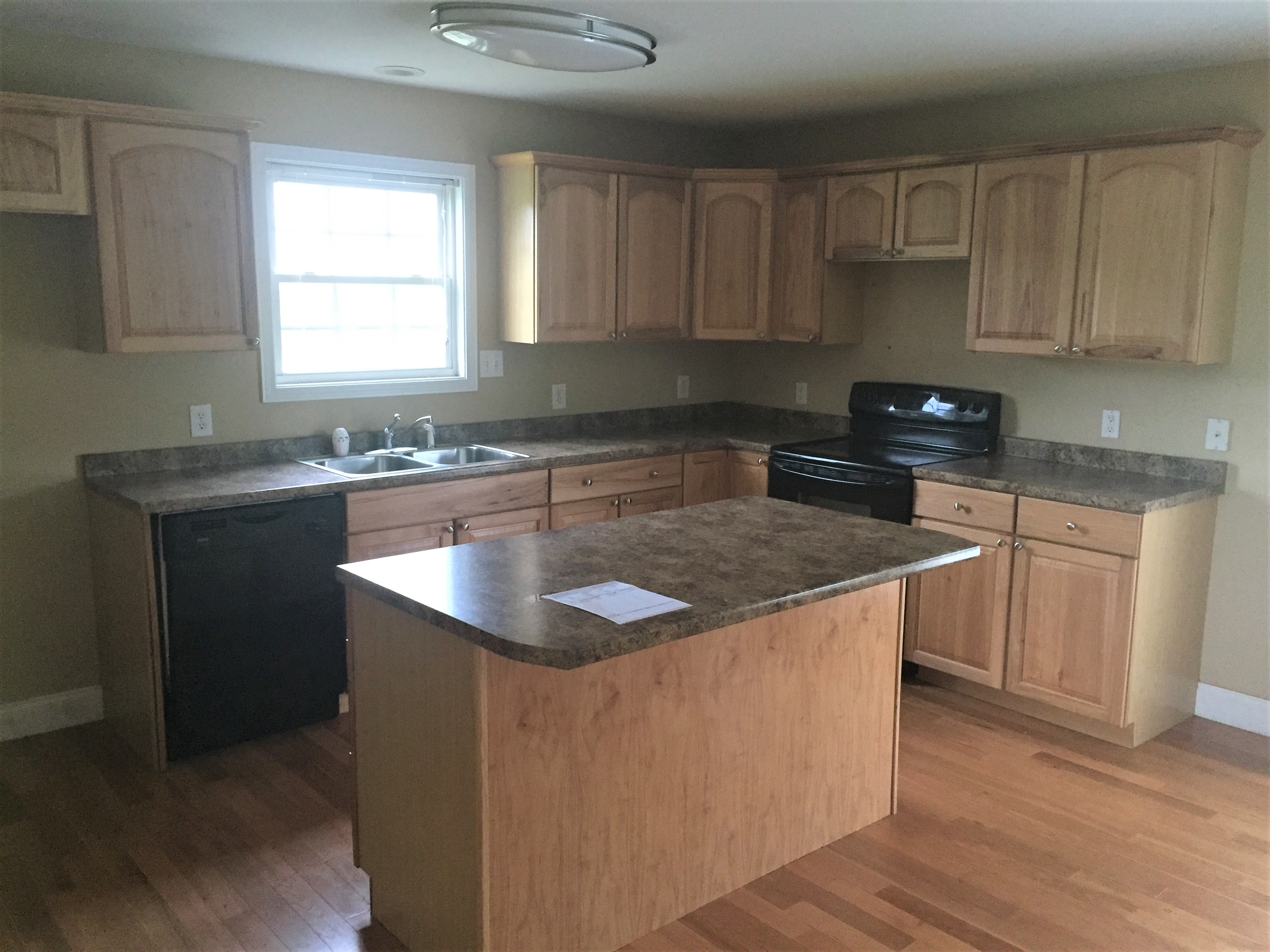 475 Laurel RdClinton, TN, 37716Anderson County