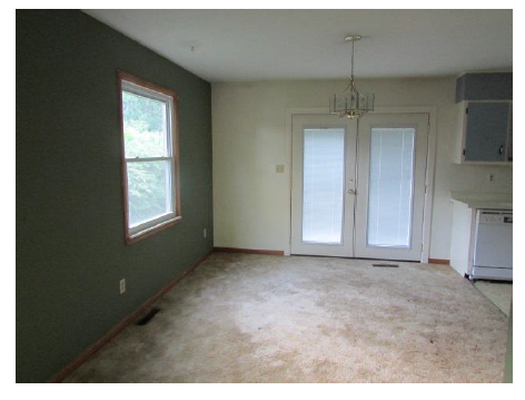 134 Charles PlHarriman, TN, 37748Roane County
