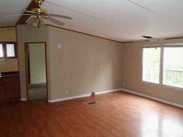 177 Allison DrHarriman, TN, 37748Roane County