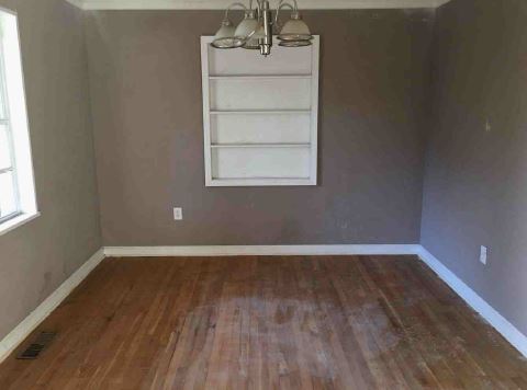 1114 Lakeshore DrivKingston, TN, 37763Roane County