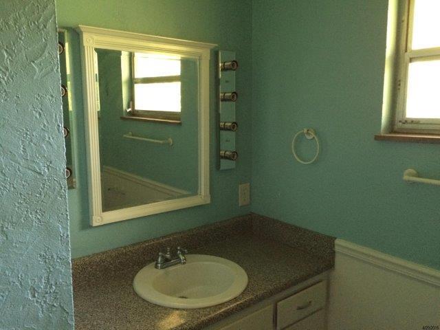 1704 Bobwhite DrMaryville, TN, 37803Blount County
