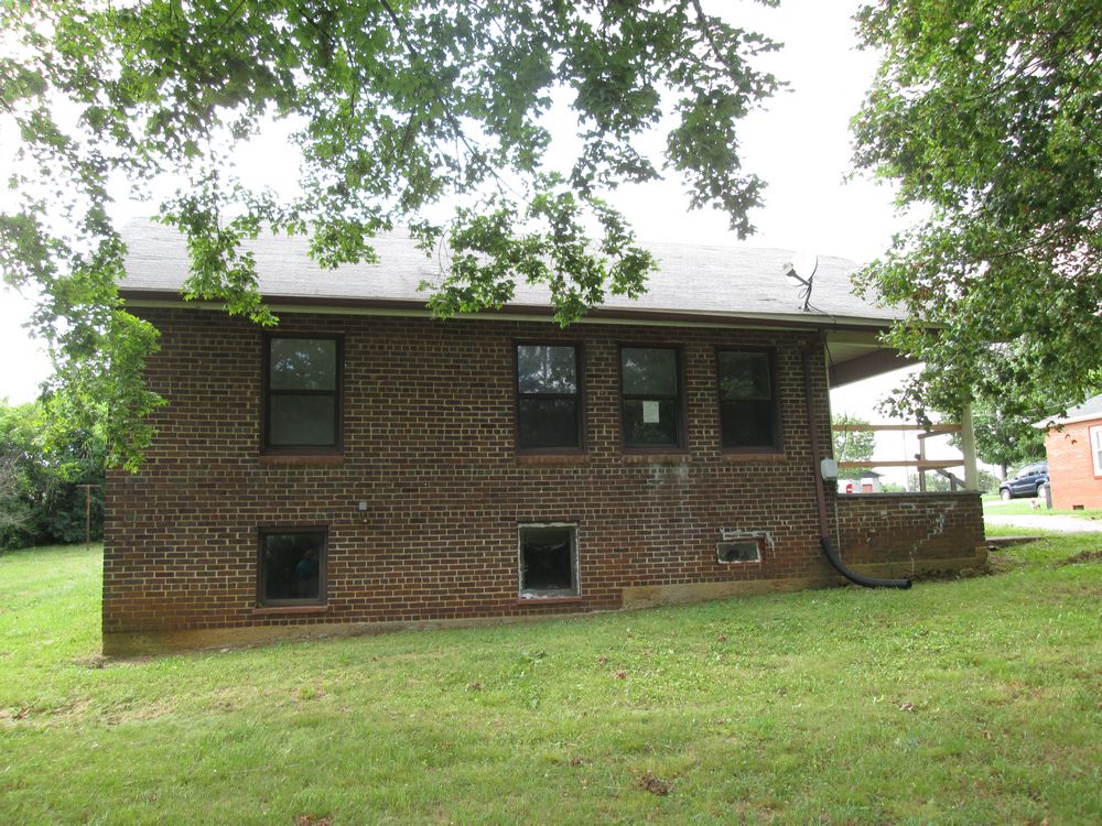 410 W Main StNiota, TN, 37826Mcminn County