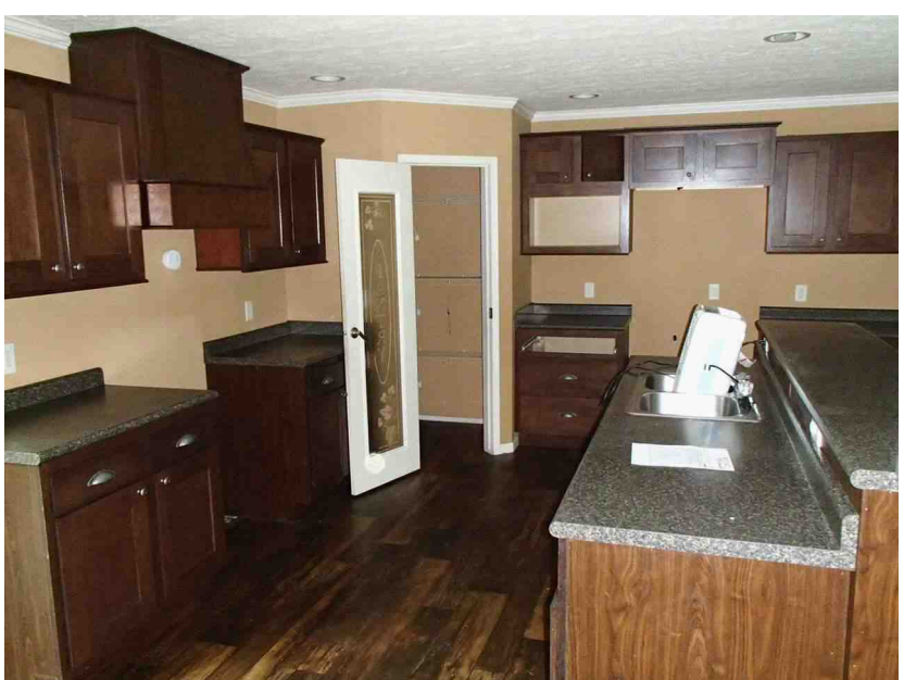 483 Pine Orchard RdOakdale, TN, 37829Morgan County