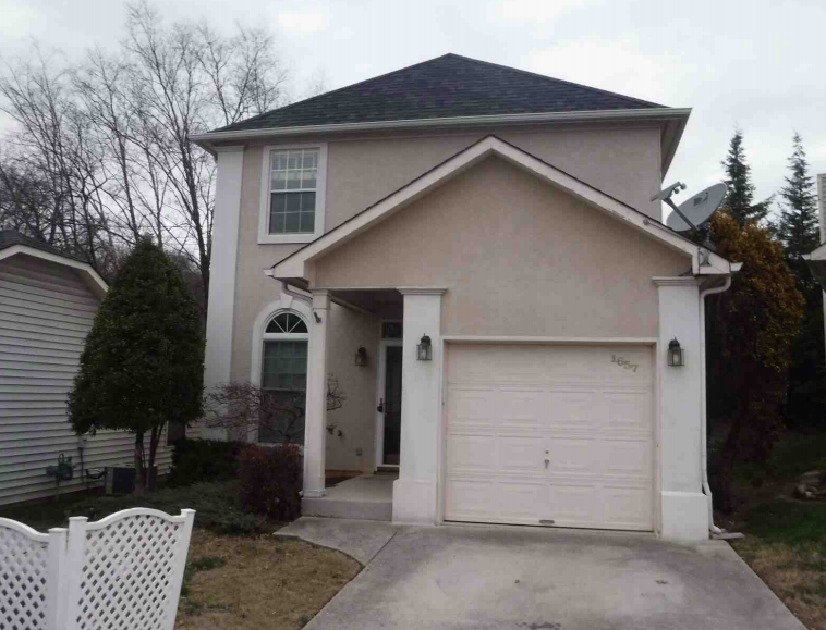 1657 Chenoweth CircleKnoxville, TN, 37909Knox County