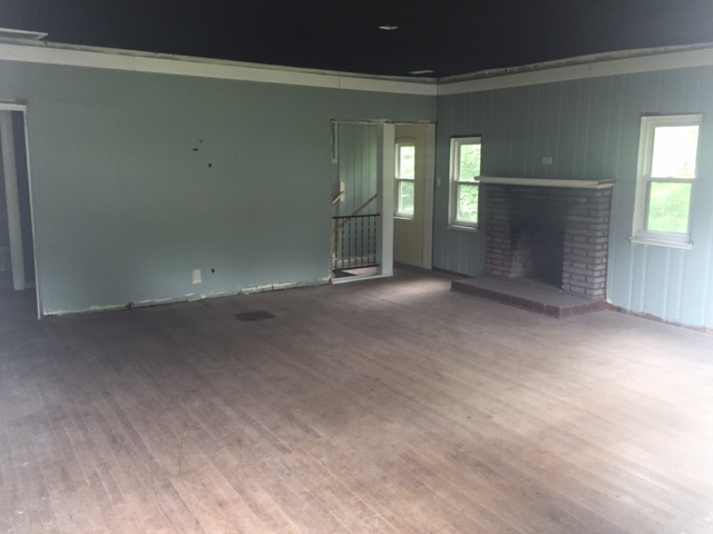 2211 Maple DrKnoxville, TN, 37918Knox County