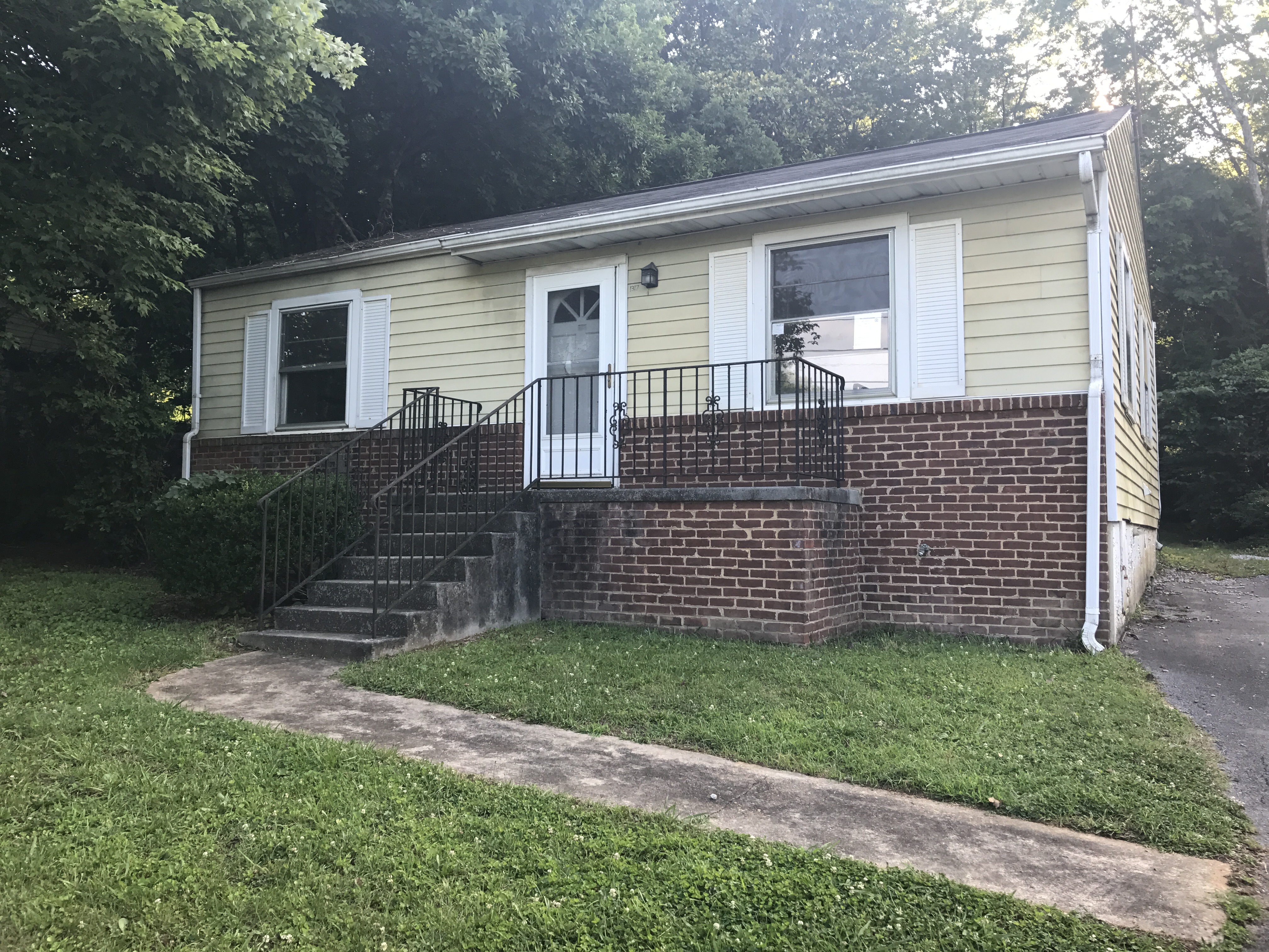 1317 East Moody AveKnoxville, TN, 37920Knox County