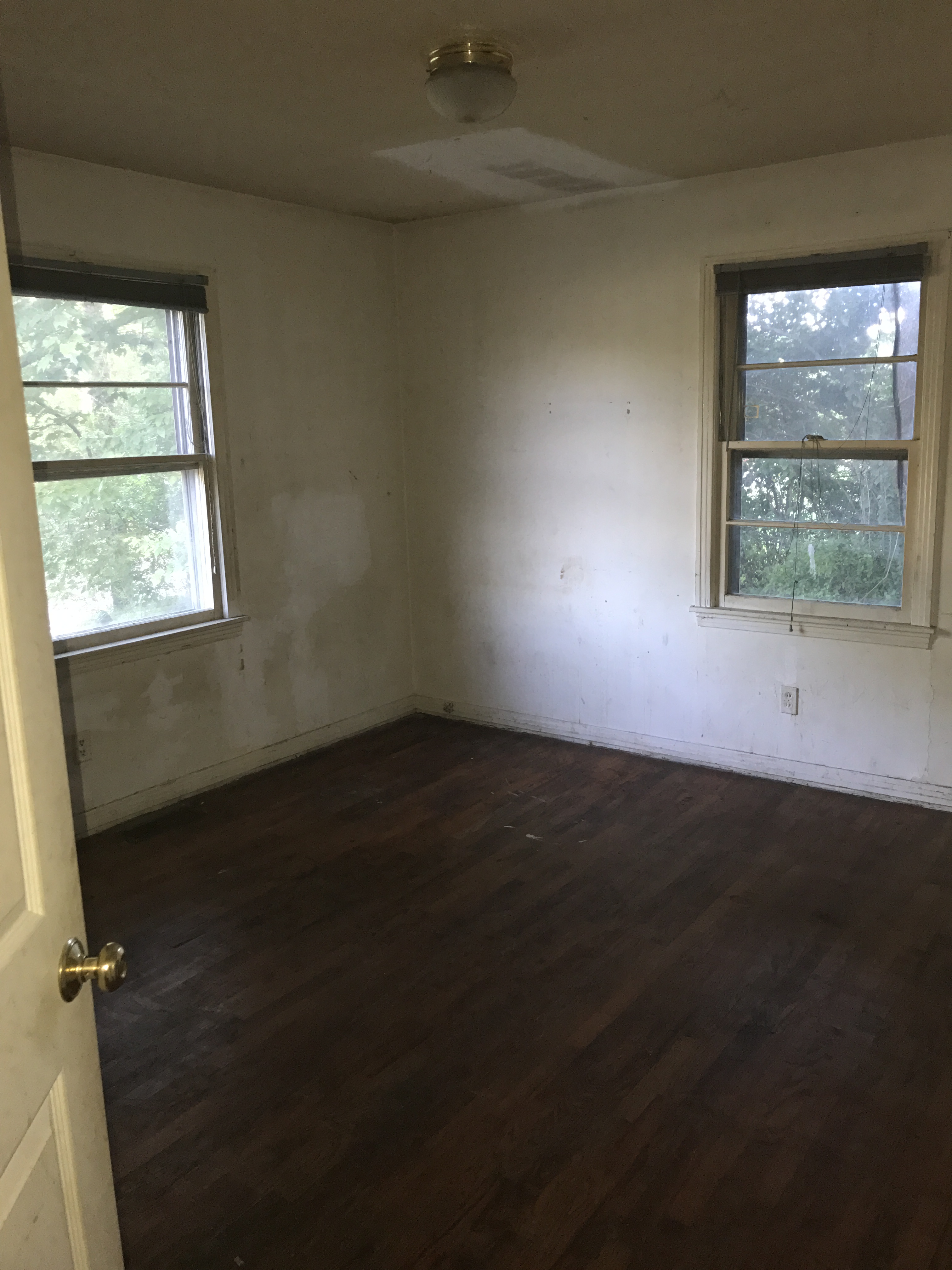 1317 East Moody AveKnoxville, TN, 37920Knox County