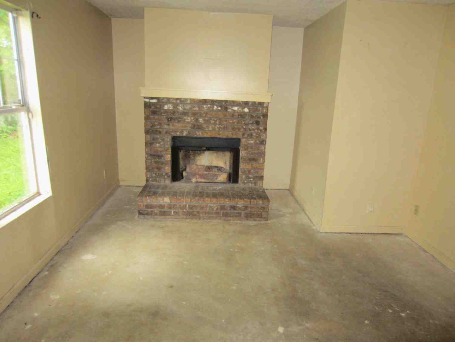 1693 Ash StMemphis, TN, 38108Shelby County