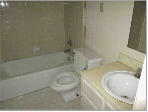 1767 Second Green DrMemphis, TN, 38116Shelby County