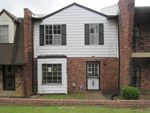 2099 Wooden Heart CtMemphis, TN, 38116Shelby County