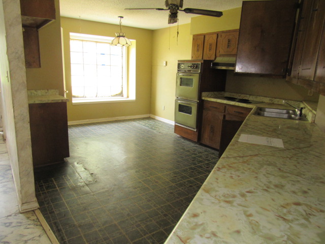 2099 Wooden Heart CtMemphis, TN, 38116Shelby County