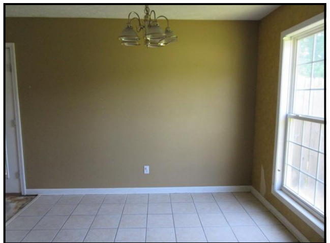 40 Woods Edge DrJackson, TN, 38301Madison County
