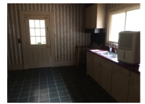 1039 Campbell StJackson, TN, 38301Madison County
