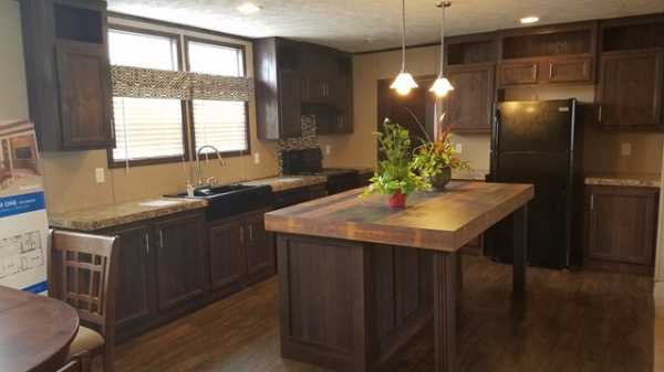 827 WEST CHURCH ST  ,TN, Lexington, 38351