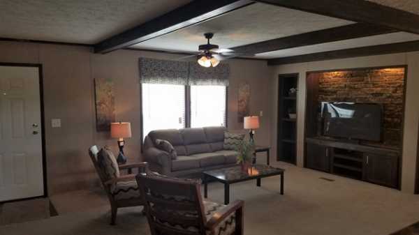 827 WEST CHURCH ST  ,TN, Lexington, 38351