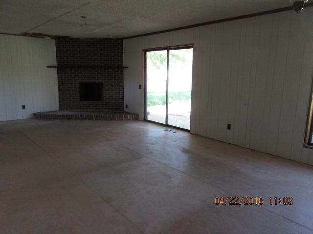 2353 Charlie BurnsSelmer, TN, 38375Mcnairy County