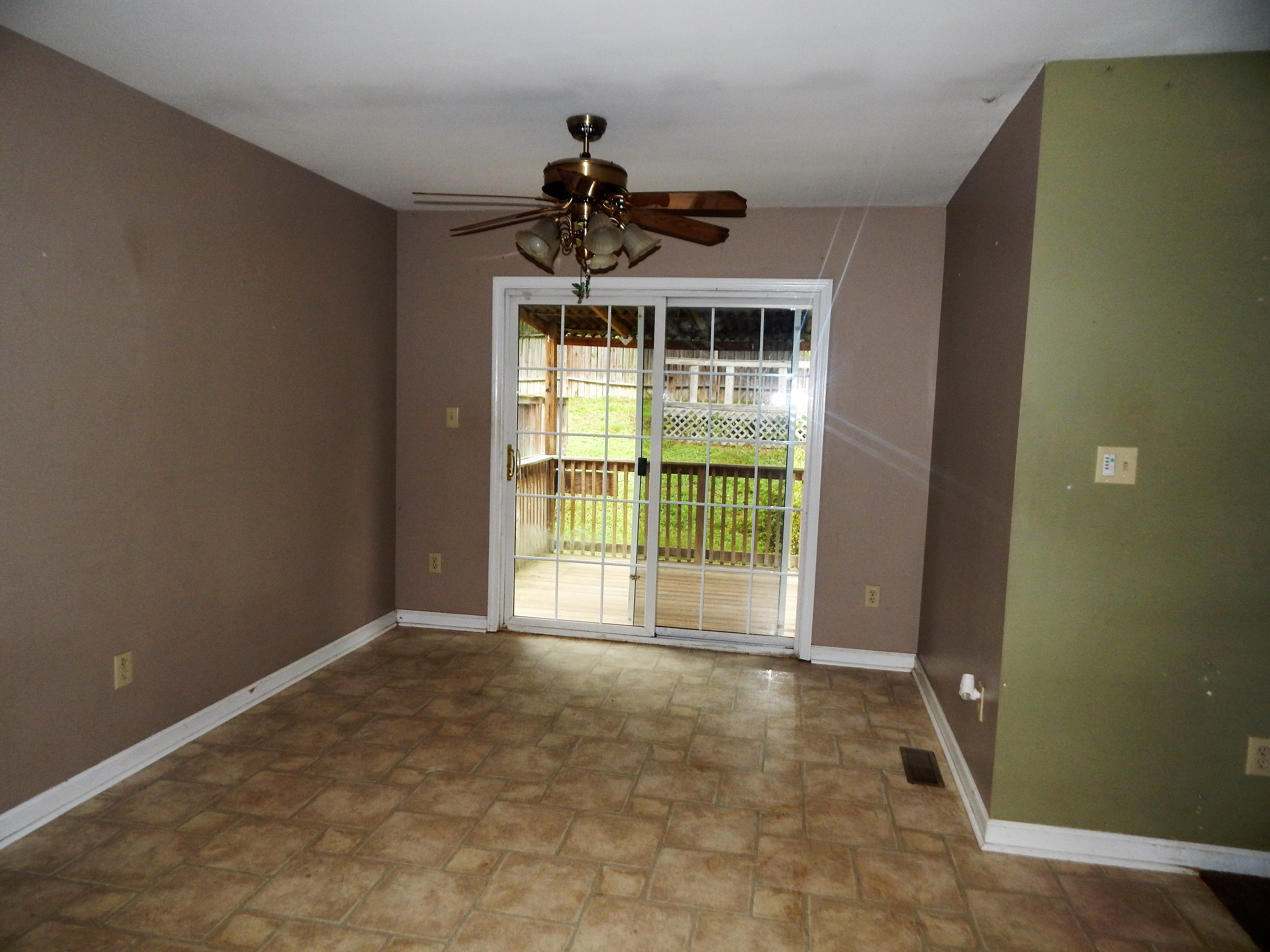 109 Austell DrColumbia, TN, 38401Maury County