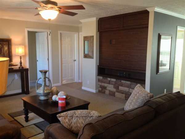 2420 PULASKI HWY ,TN, Columbia, 38401