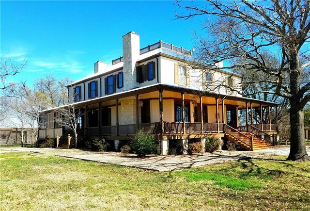 10748 Red Oak Road, Marietta, TX 73448