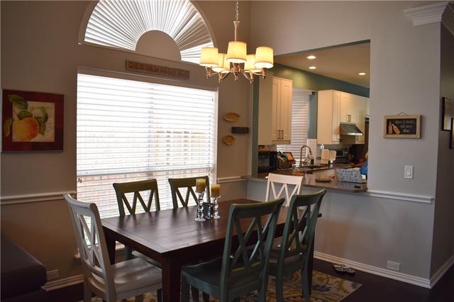 4043 Azure Lane, Addison, TX 75001