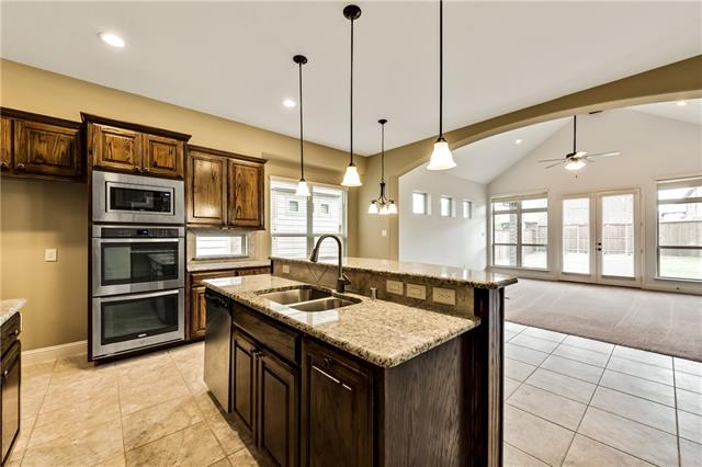 1528 Grove Drive, Celina, TX 75009