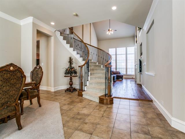 2225 Harrisburg Ln, Plano, TX 75025