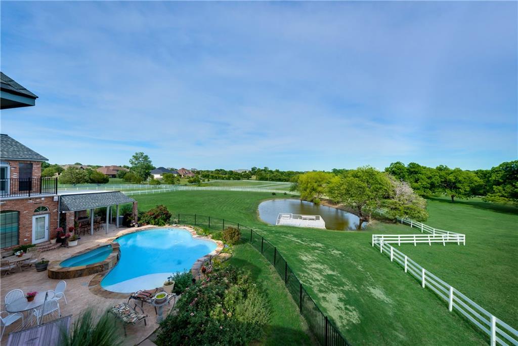 520 Meadowview RD, Heath, TX 75032