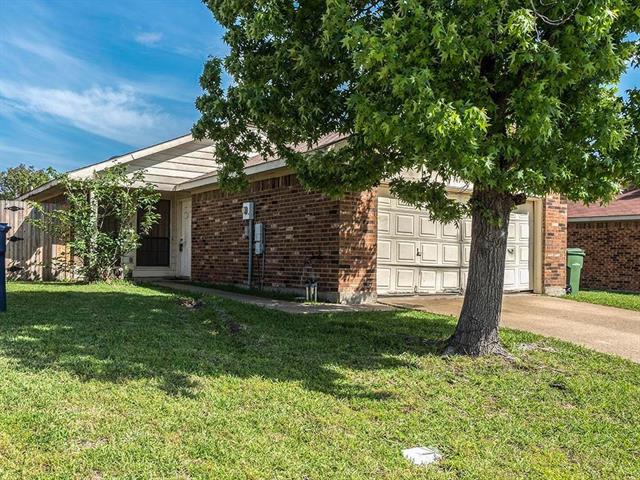 741 Meadowcreek Court, Garland, TX 75043