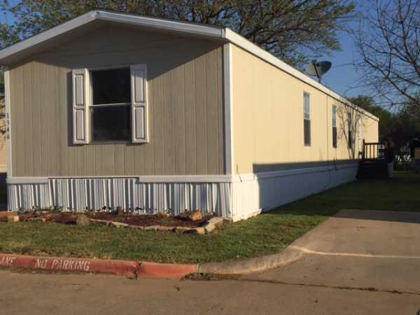 Grand Place 1346 CASCADE DR.Grand Prairie, TX 75050