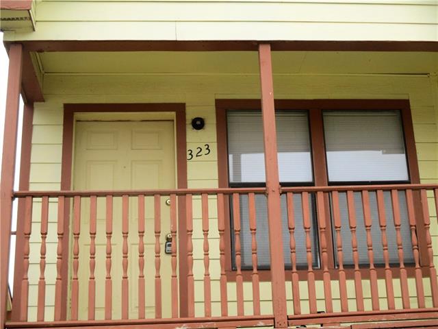 323 Ware Drive, Grand Prairie, TX 75051