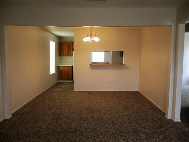 323 Ware Drive, Grand Prairie, TX 75051